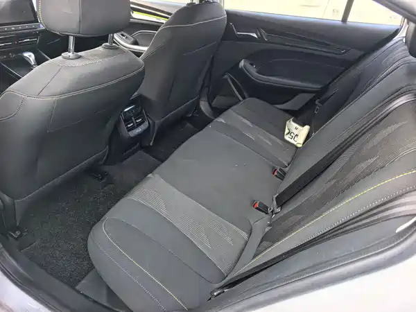 Roewe i5 2023
