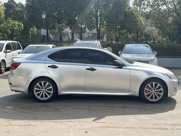 Lexus IS 2006