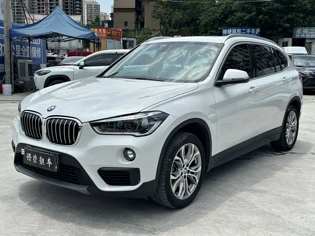 BMW X1 2019 — фото 1