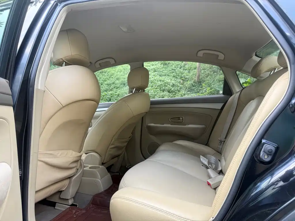 Nissan Sylphy 2013