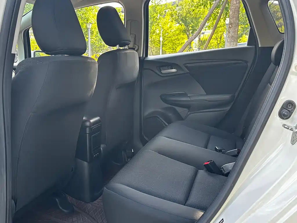 Honda Fit 2019 — фото 10