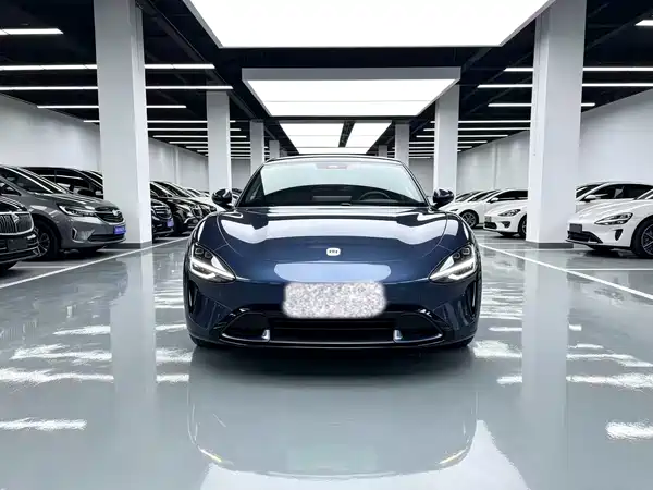 Xiaomi SU7 2025