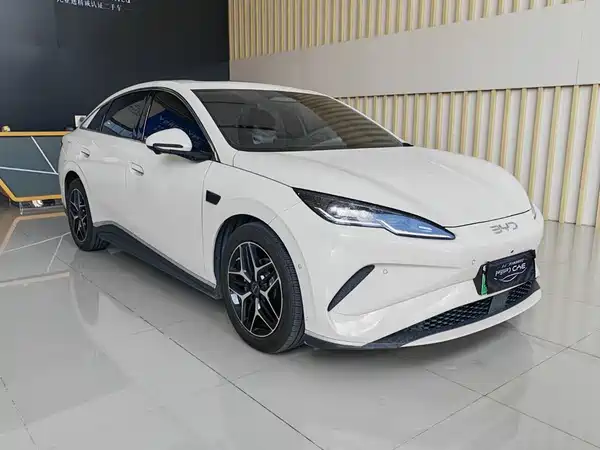 BYD Seal 06 2025