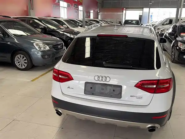 Audi A4 2014