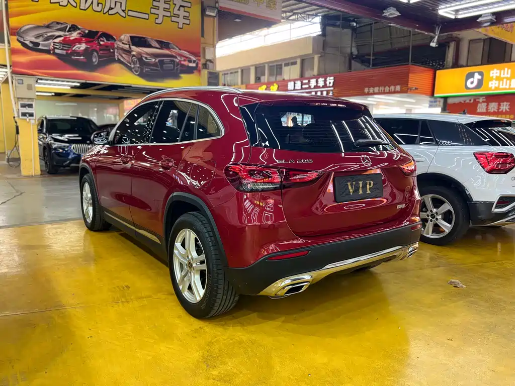 Mercedes-Benz GLA 2023 — фото 4