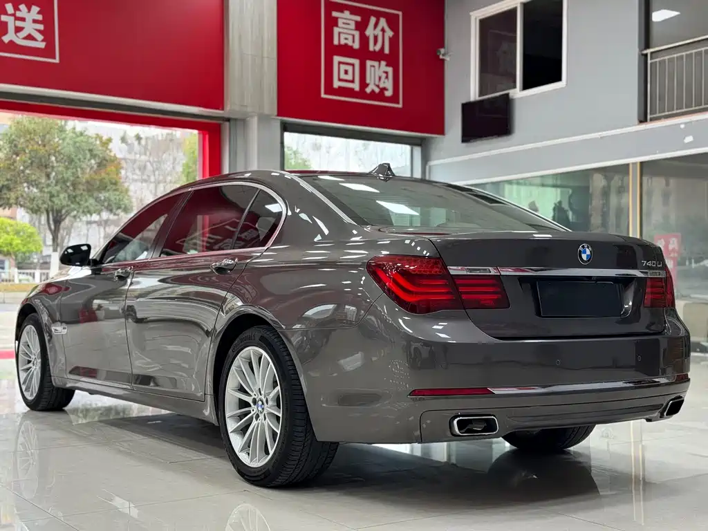 BMW 7 Series 2013 — фото 4