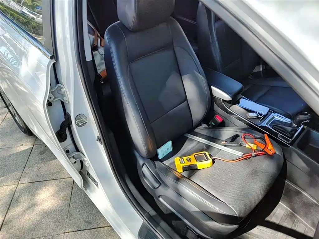 Hyundai Mistra 2014 — фото 25