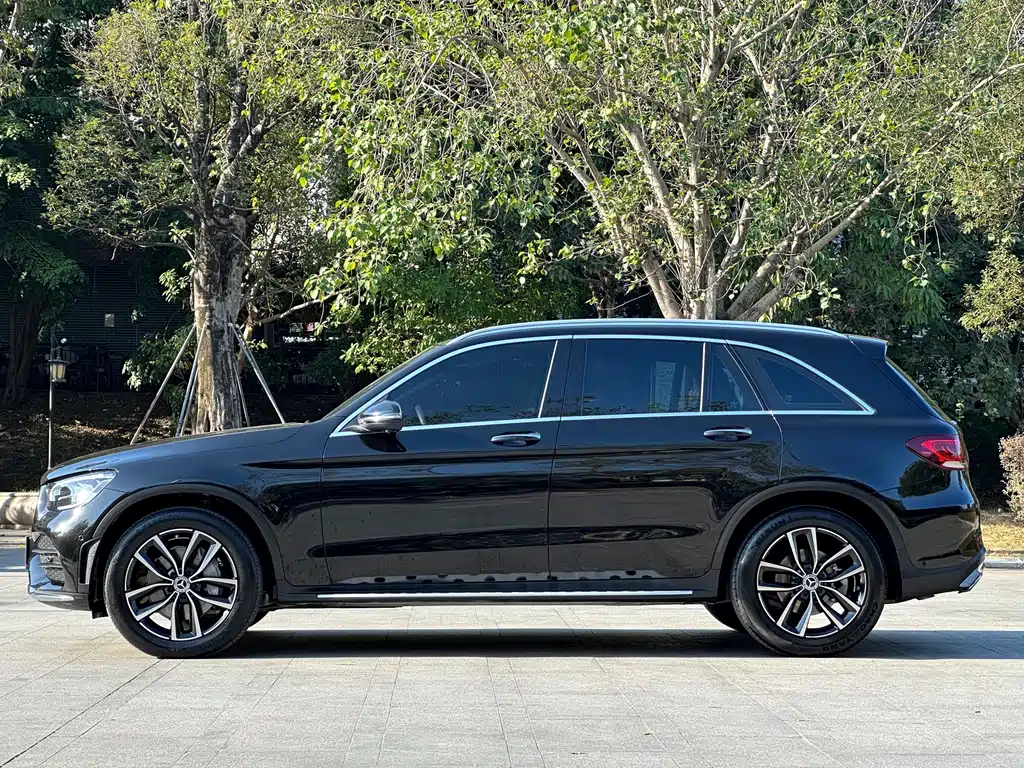 Mercedes-Benz GLC 2021 — фото 15