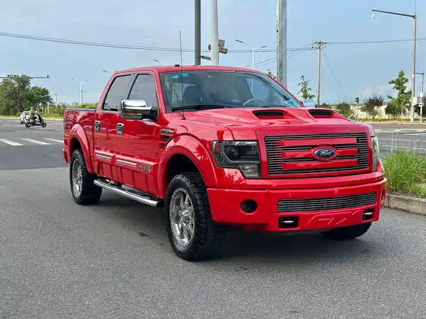 Ford F-150 Raptor 2014