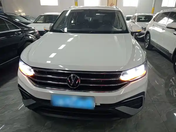 Volkswagen Tiguan L 2023
