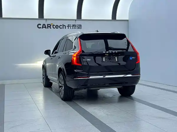 Volvo XC90 2024