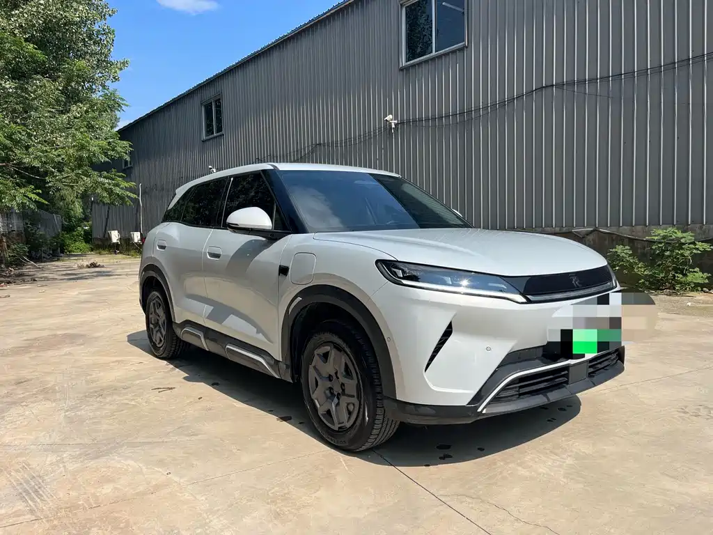 BYD Yuan UP 2025