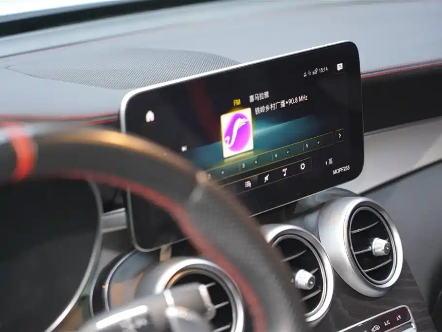 Mercedes-Benz GLC AMG 2022 — фото 12