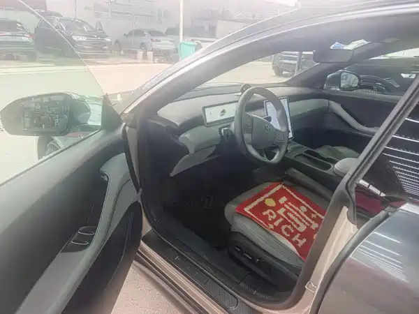 NIO ET5T 2024