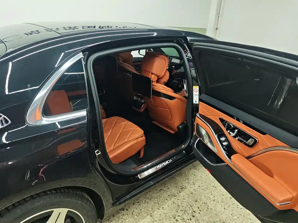Mercedes-Benz Maybach S-Class 2023 — фото 13