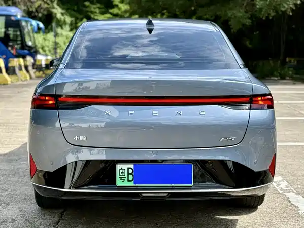 XPeng P5 2021