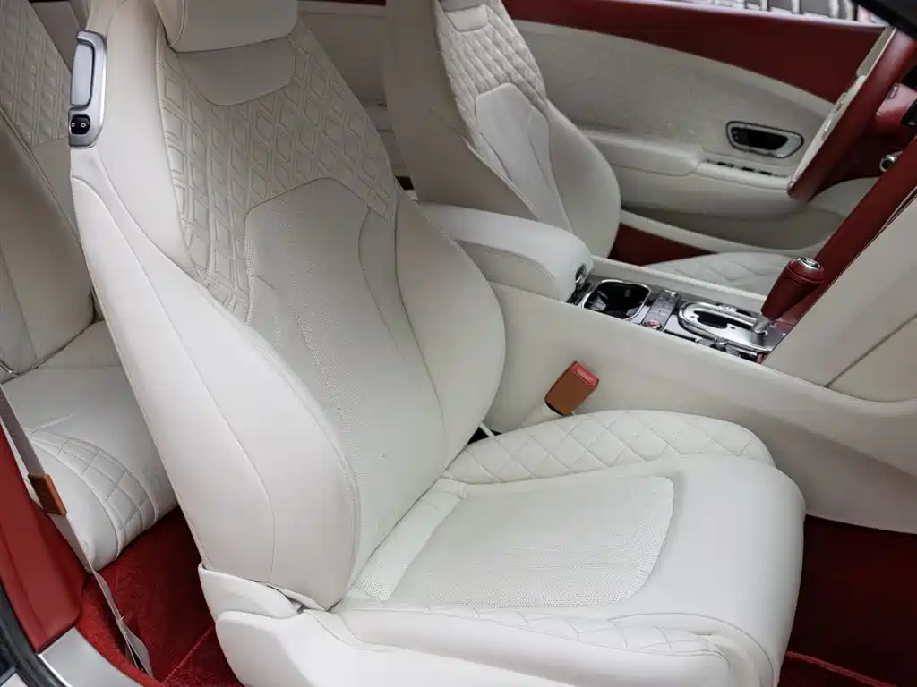 Bentley Continental 2014 — фото 16