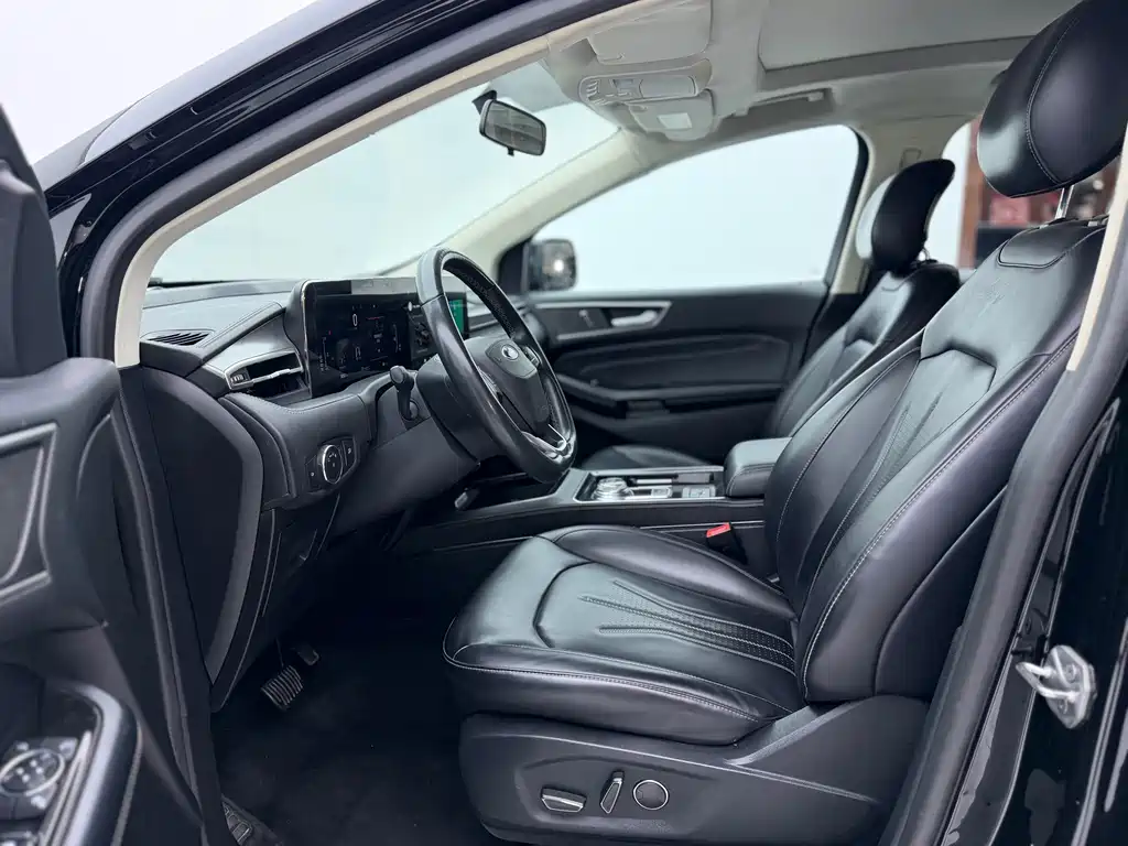 Ford Edge 2023