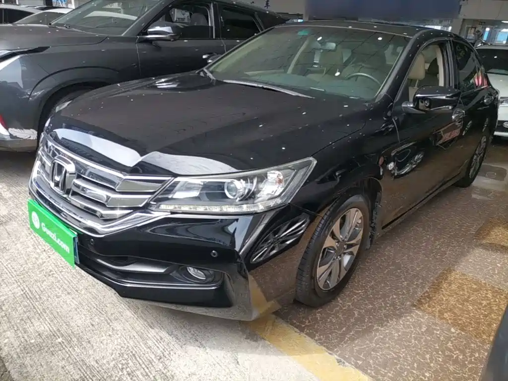 Honda Accord 2015 — фото 2