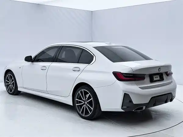BMW 3 Series 2023