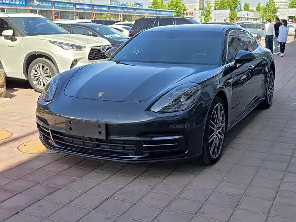 Porsche Panamera 2017