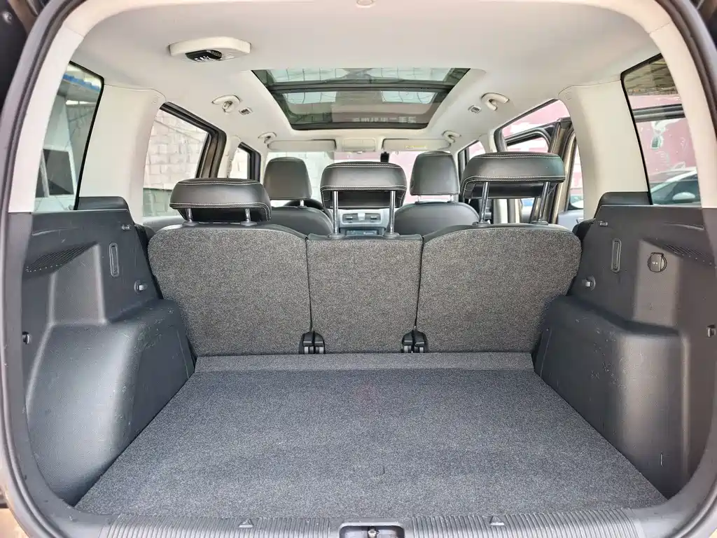 Skoda Yeti 2019 — фото 16