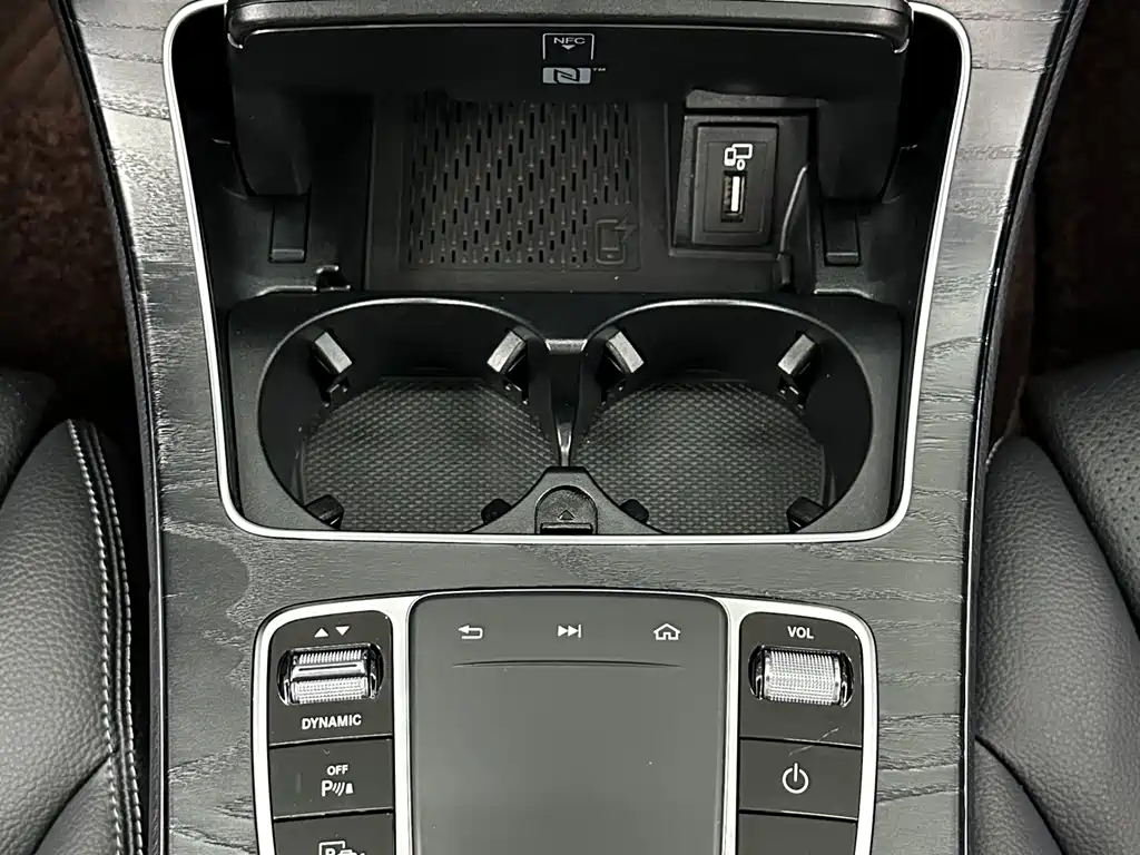 Mercedes-Benz C-Class 2020 — фото 12