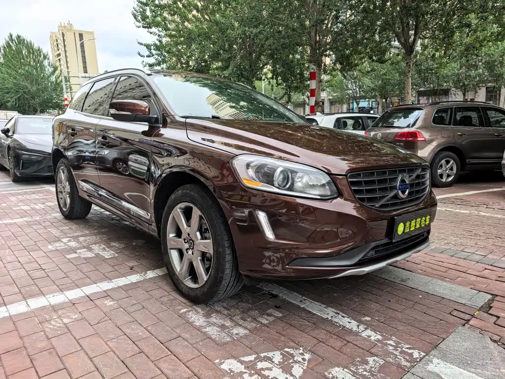 Volvo XC60 2015 — фото 3