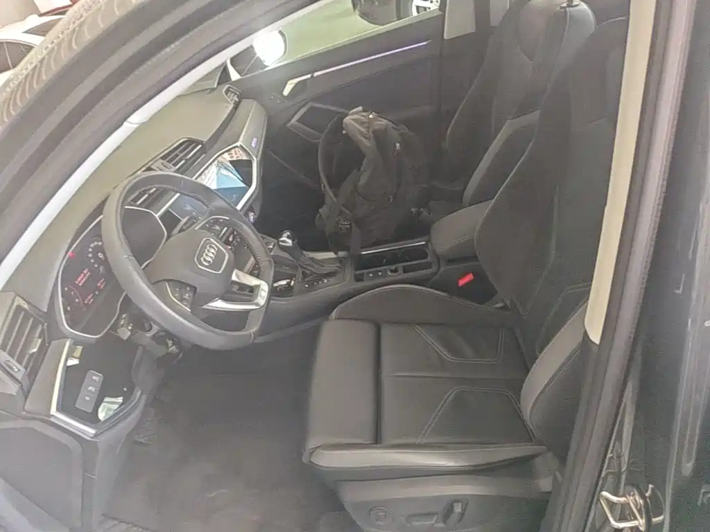 Audi Q3 Sportback 2020 — фото 15