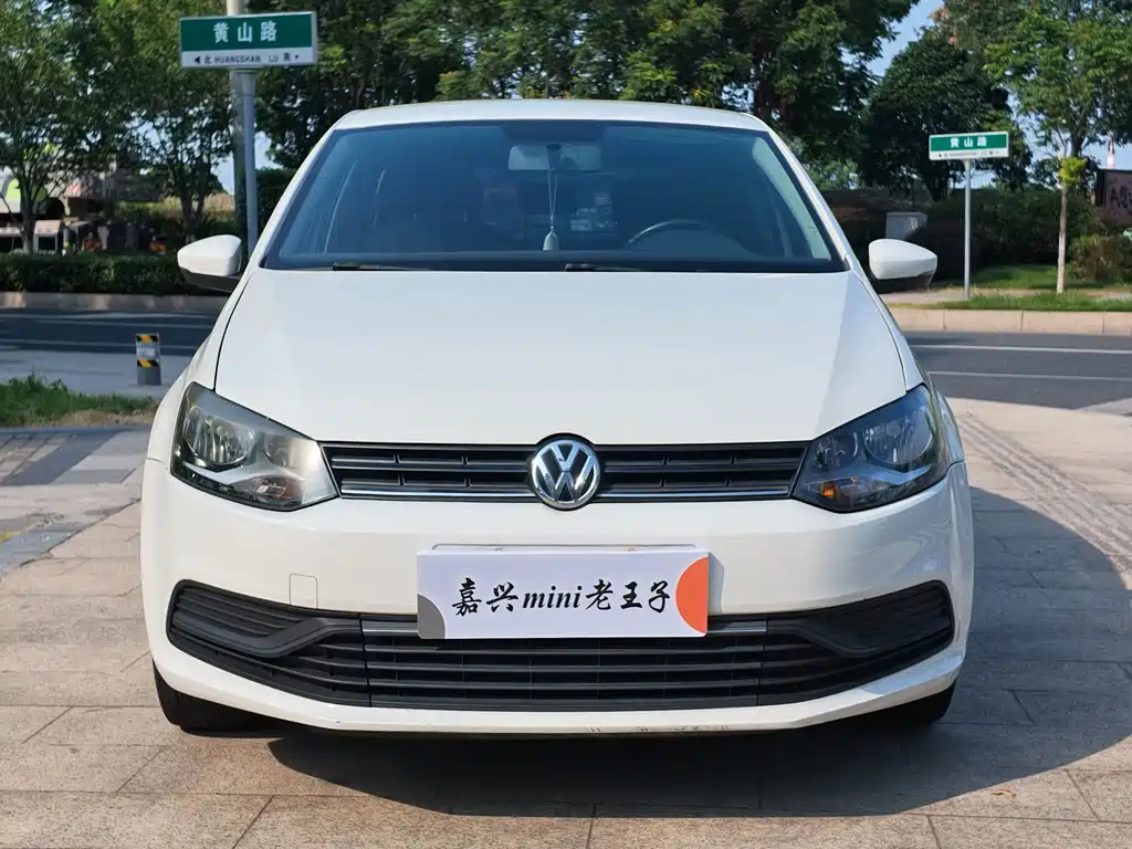 Volkswagen Polo 2014