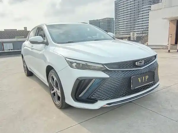 Geely Emgrand L 2022