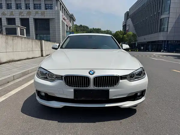 BMW 3 Series 2019