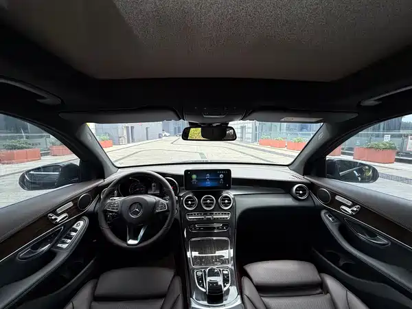 Mercedes-Benz GLC 2018