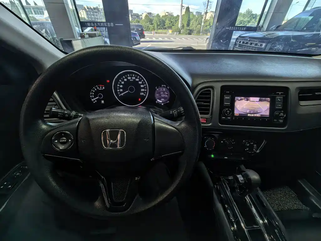 Honda Vezel 2017 — фото 11