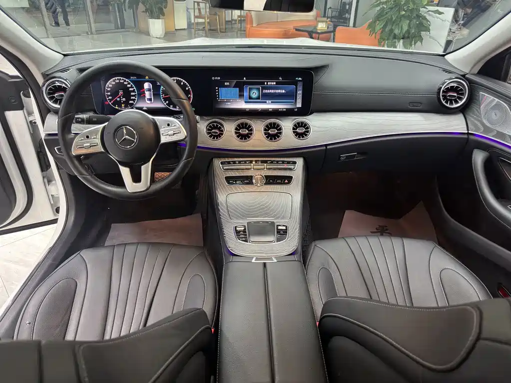 Mercedes-Benz CLS 2020 — фото 3
