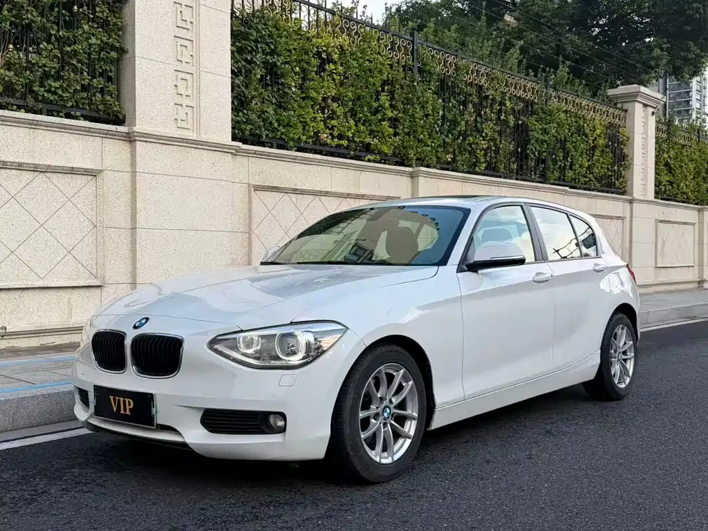 BMW 1 Series 2013 — фото 1