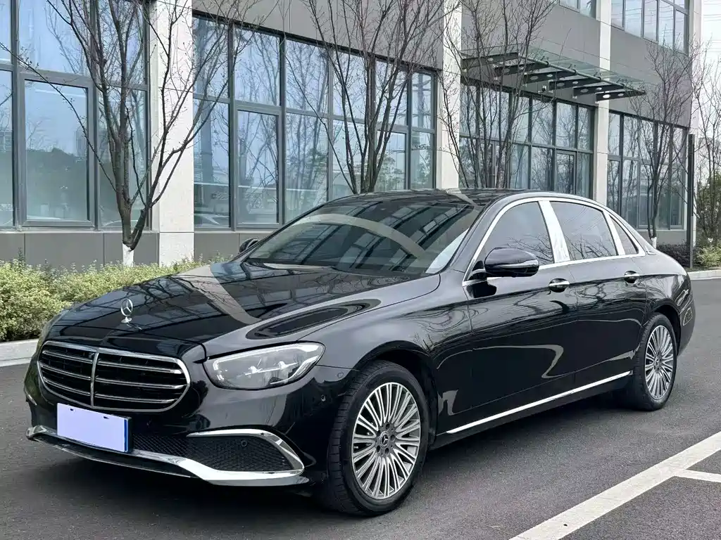 Mercedes-Benz E-Class 2021 — фото 1
