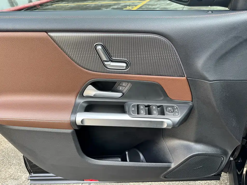 Mercedes-Benz GLB 2020 — фото 20