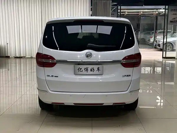 Buick GL8 2019