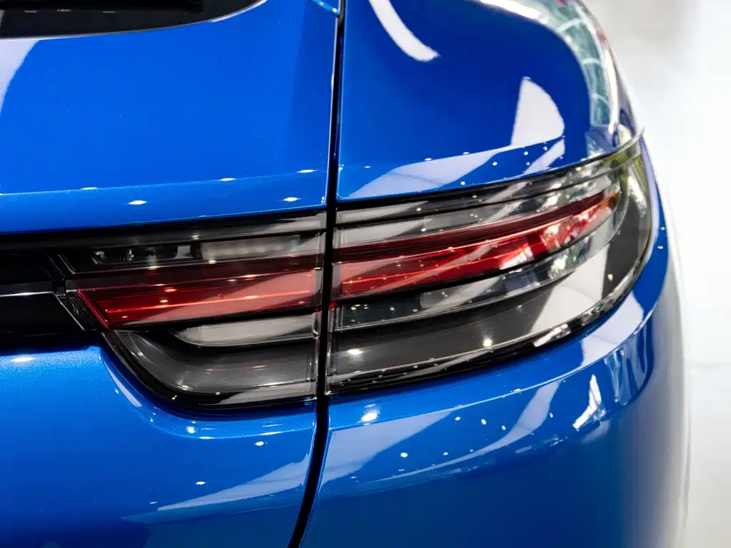 Porsche Panamera 2017 — фото 27