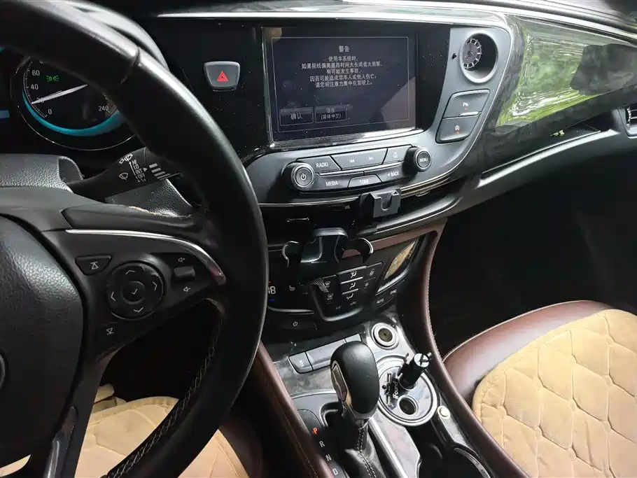 Buick Envision Plus 2015 — фото 13