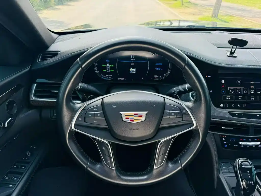 Cadillac CT6 2020 — фото 8