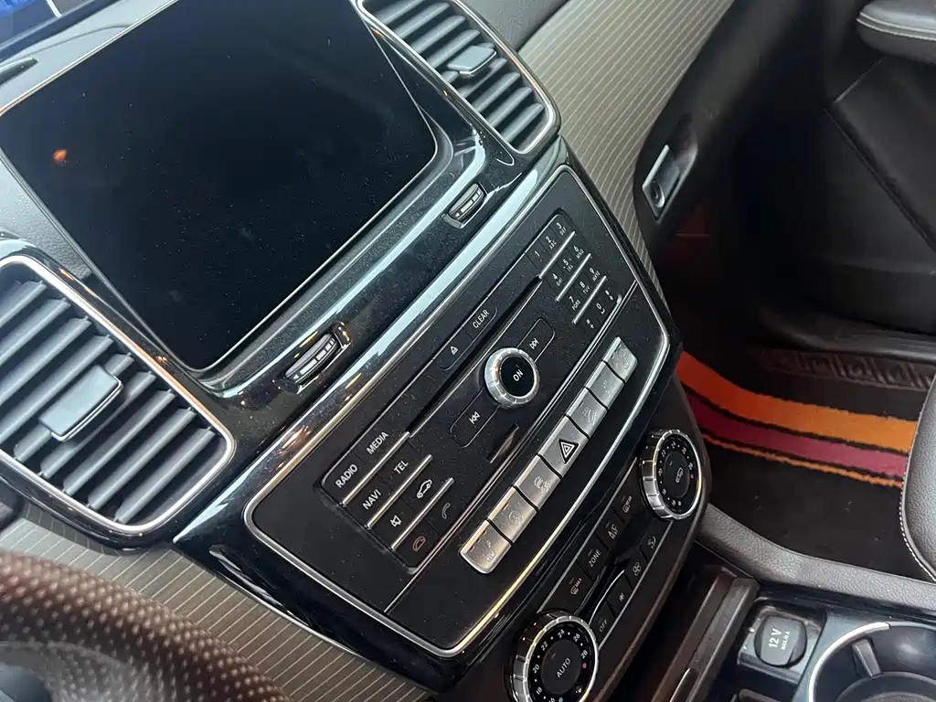Mercedes-Benz GLE 2019 — фото 8