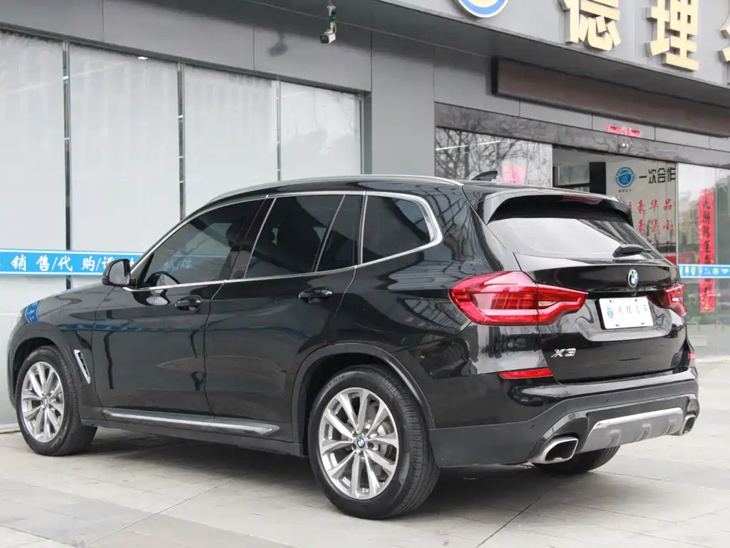 BMW X3 2021 — фото 17