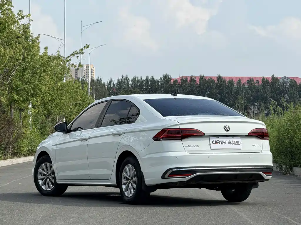 Volkswagen Bora 2023