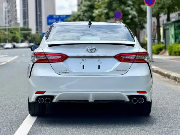 Toyota Camry 2018