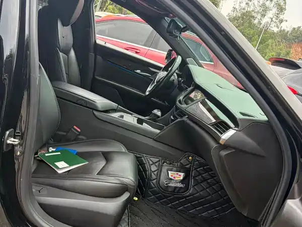 Cadillac CT6 2017