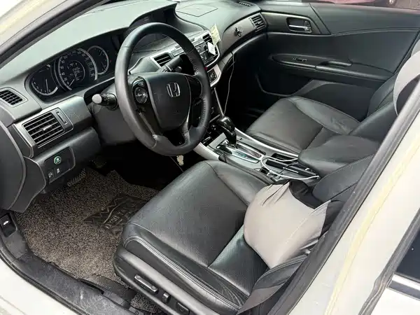 Honda Accord 2015