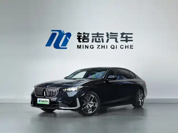 BMW i5 2024