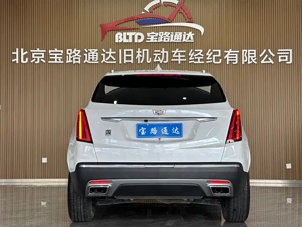 Cadillac XT5 2021 — фото 5